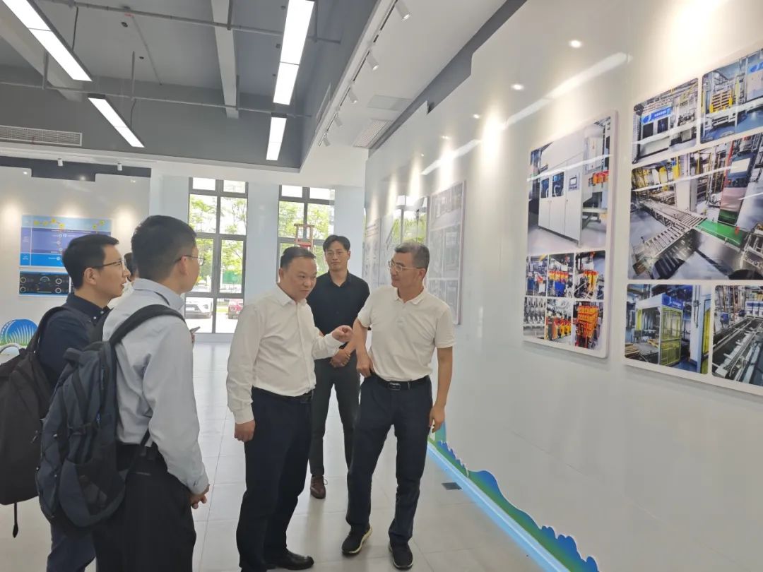 合肥工业大学校友总会丁兆罡主任一行莅临合肥J9官网参观交流 合肥工业大学校友总会丁兆罡主任一行莅临合肥J9官网参观交流