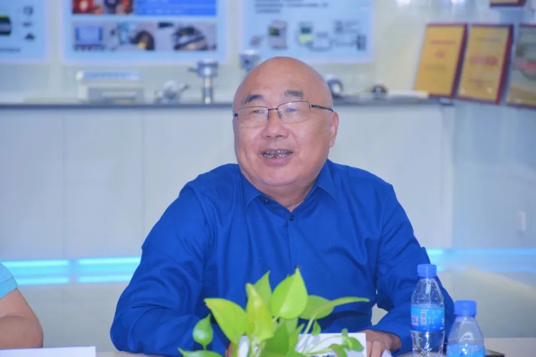 安徽省涂料行业协会广东考察学习观摩团莅临我司交流指导 安徽省涂料行业协会广东考察学习观摩团莅临我司交流指导